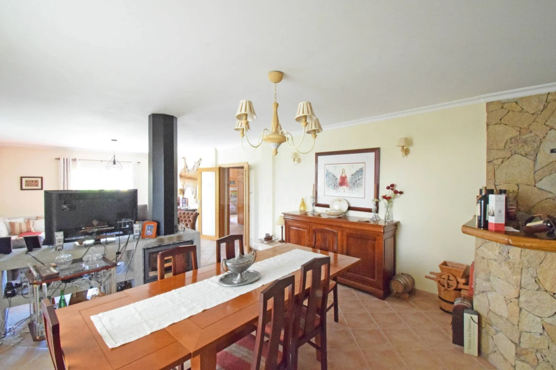 Moradia T6 para Venda em Covilhã e Canhoso Foto 12