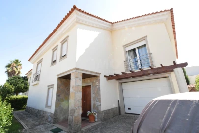 Moradia T6 para Venda em Covilhã e Canhoso