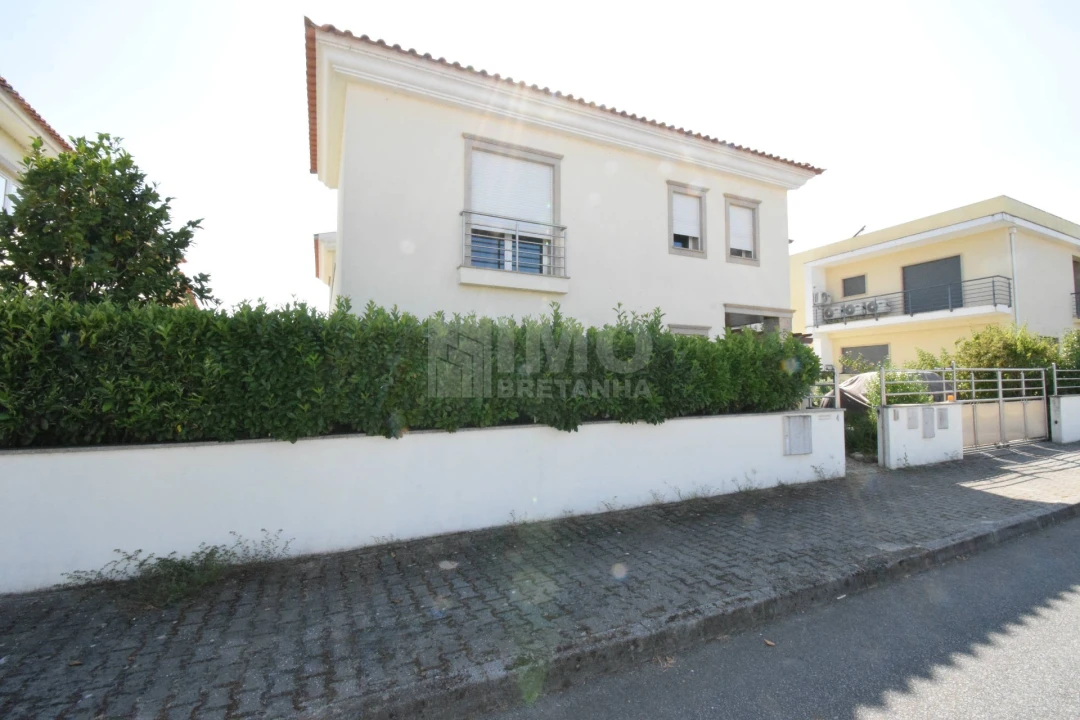 Moradia T6 para Venda em Covilhã e Canhoso Foto 50