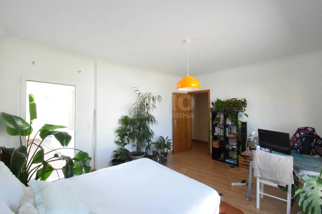 Moradia T6 para Venda em Covilhã e Canhoso Foto 40