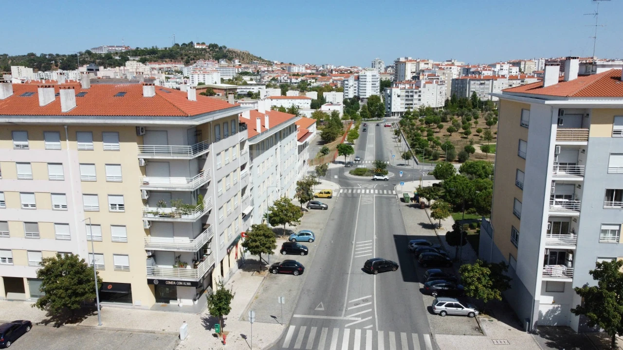 Apartamento T2 para Venda em Castelo Branco Foto 18