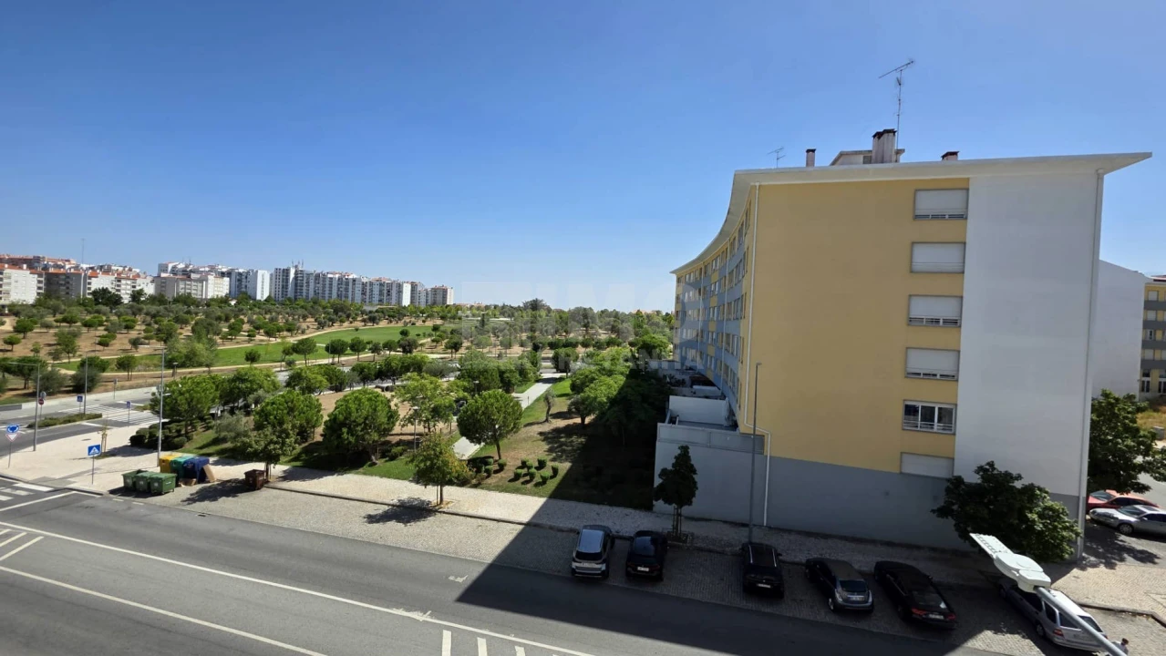 Apartamento T2 para Venda em Castelo Branco Foto 16