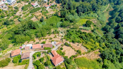 Moradia T5 para Venda em Santa Marinha do Zezere