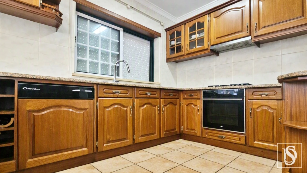 Moradia T3 para Venda em Lavos Foto 47