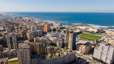 Apartamento T2 para Venda em Póvoa de Varzim, Beiriz e Argivai