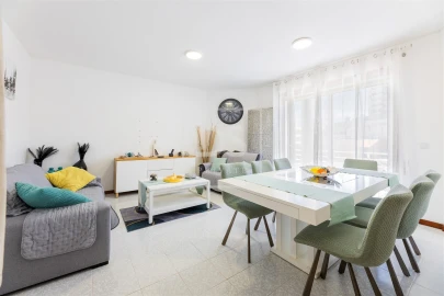 Apartamento T2 para Venda em Póvoa de Varzim, Beiriz e Argivai