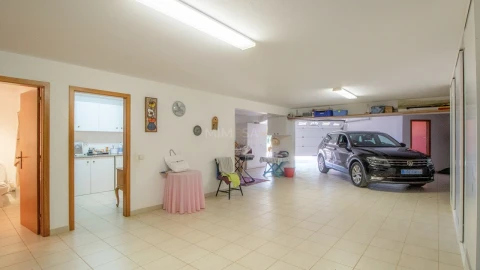 Moradia T3 para Venda em Lagos (São Sebastião e Santa Maria)