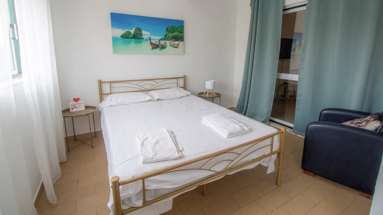 Apartamento T1 para Venda em Portimão Foto 6