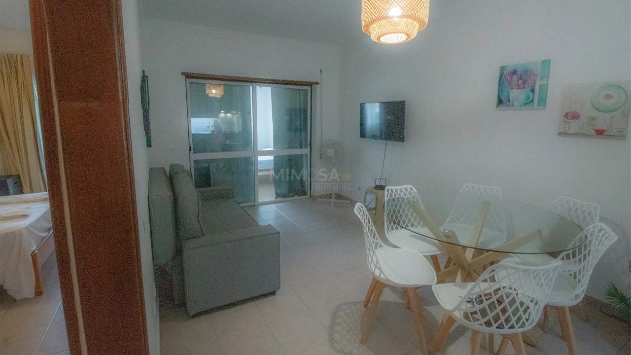 Apartamento T1 para Venda em Portimão Foto 2