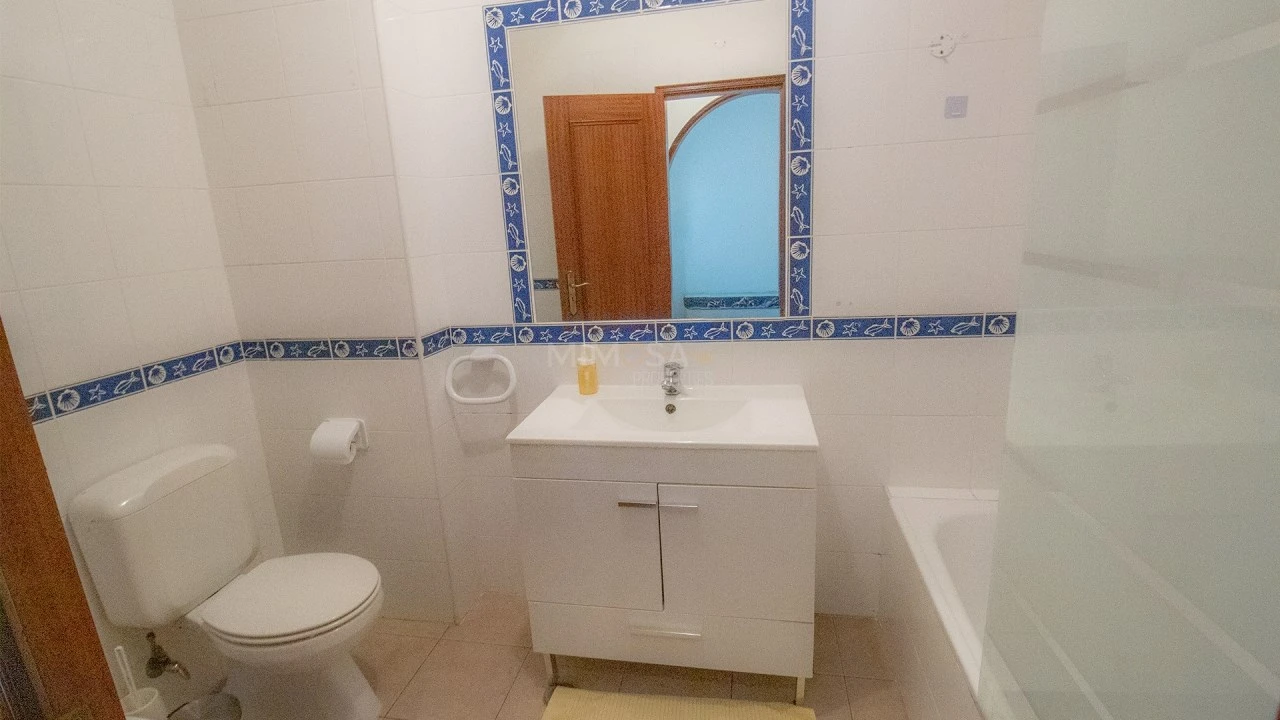 Apartamento T1 para Venda em Portimão Foto 8