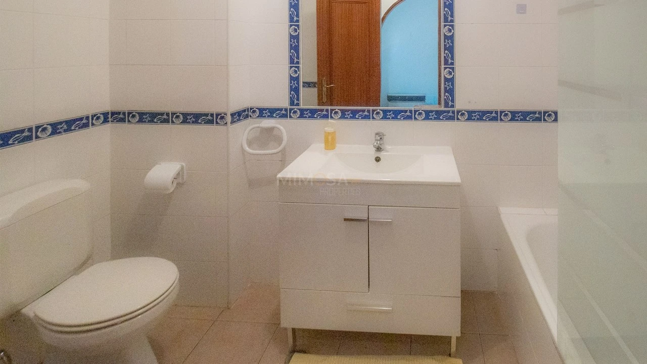 Apartamento T1 para Venda em Portimão Foto 9