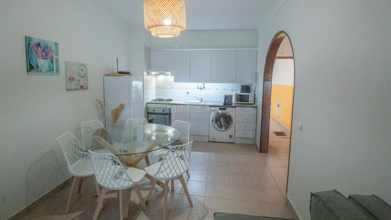 Apartamento T1 para Venda em Portimão Foto 3