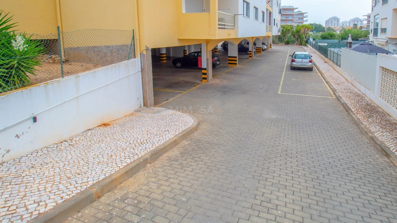 Apartamento T1 para Venda em Portimão Foto 13