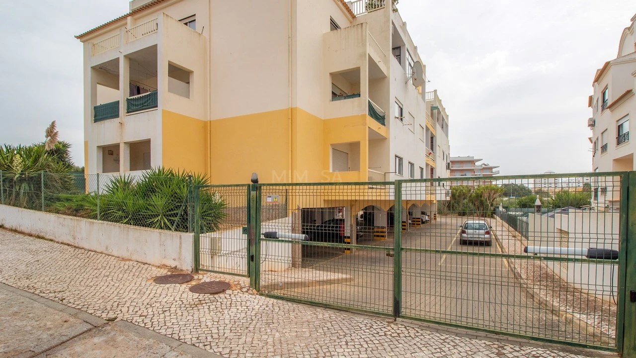 Apartamento T1 para Venda em Portimão Foto 12