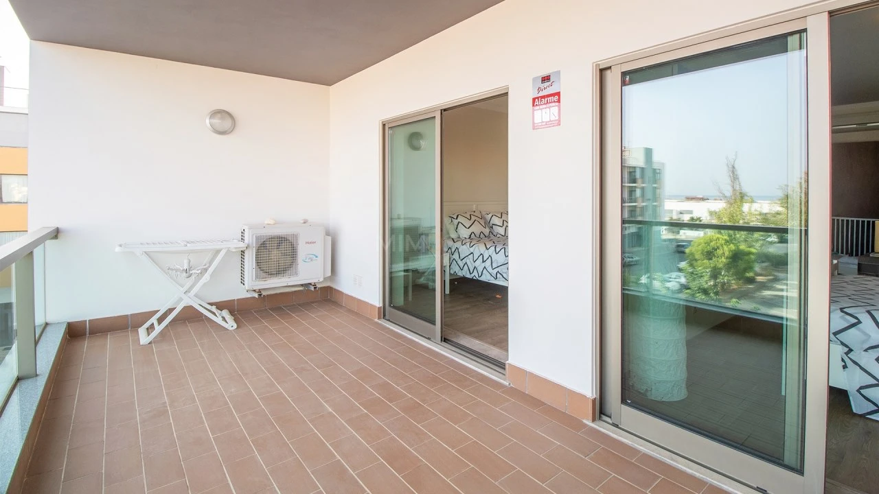 Apartamento T2 para Arrendamento em Lagos (São Sebastião e Santa Maria) Foto 5