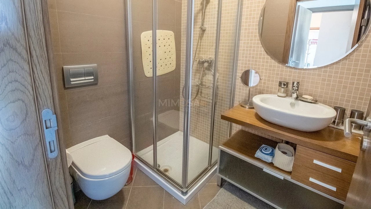 Apartamento T2 para Arrendamento em Lagos (São Sebastião e Santa Maria) Foto 9