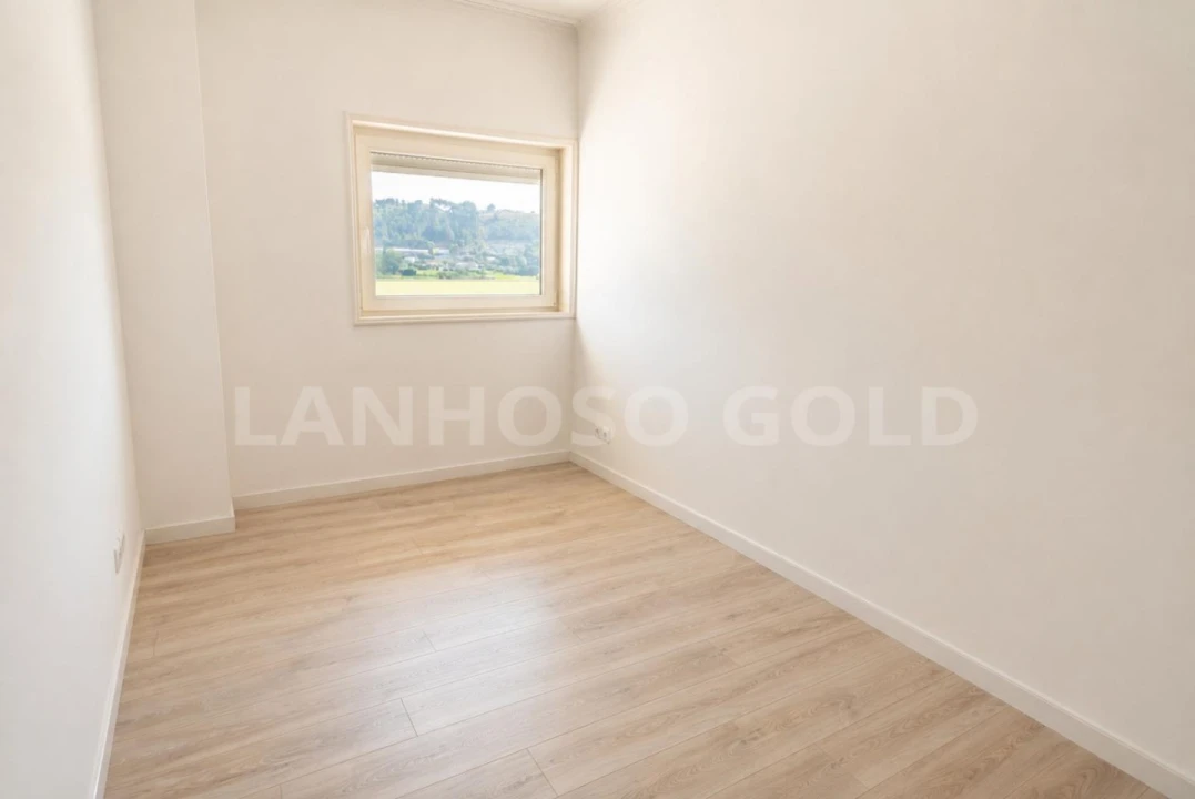 Apartamento T3 para Venda em Povoa de Lanhoso (N. Senhora do Amparo) Foto 14