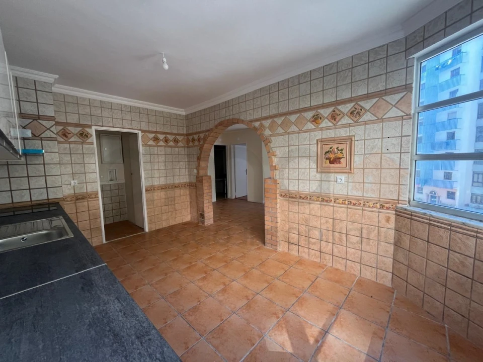 Apartamento T3 para Venda em Algueirão-Mem Martins Foto 6