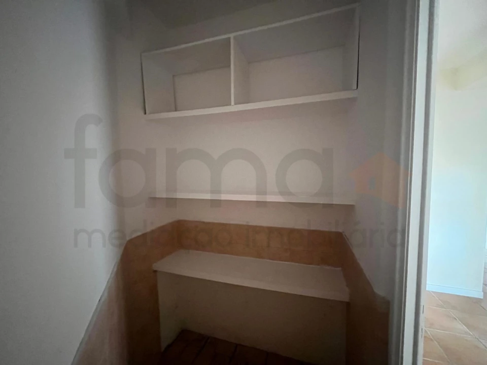 Apartamento T3 para Venda em Algueirão-Mem Martins Foto 13