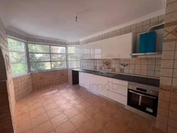 Apartamento T3 para Venda em Algueirão-Mem Martins