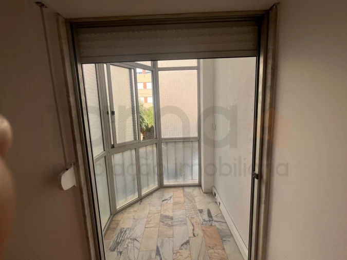 Apartamento T3 para Venda em Algueirão-Mem Martins Foto 22