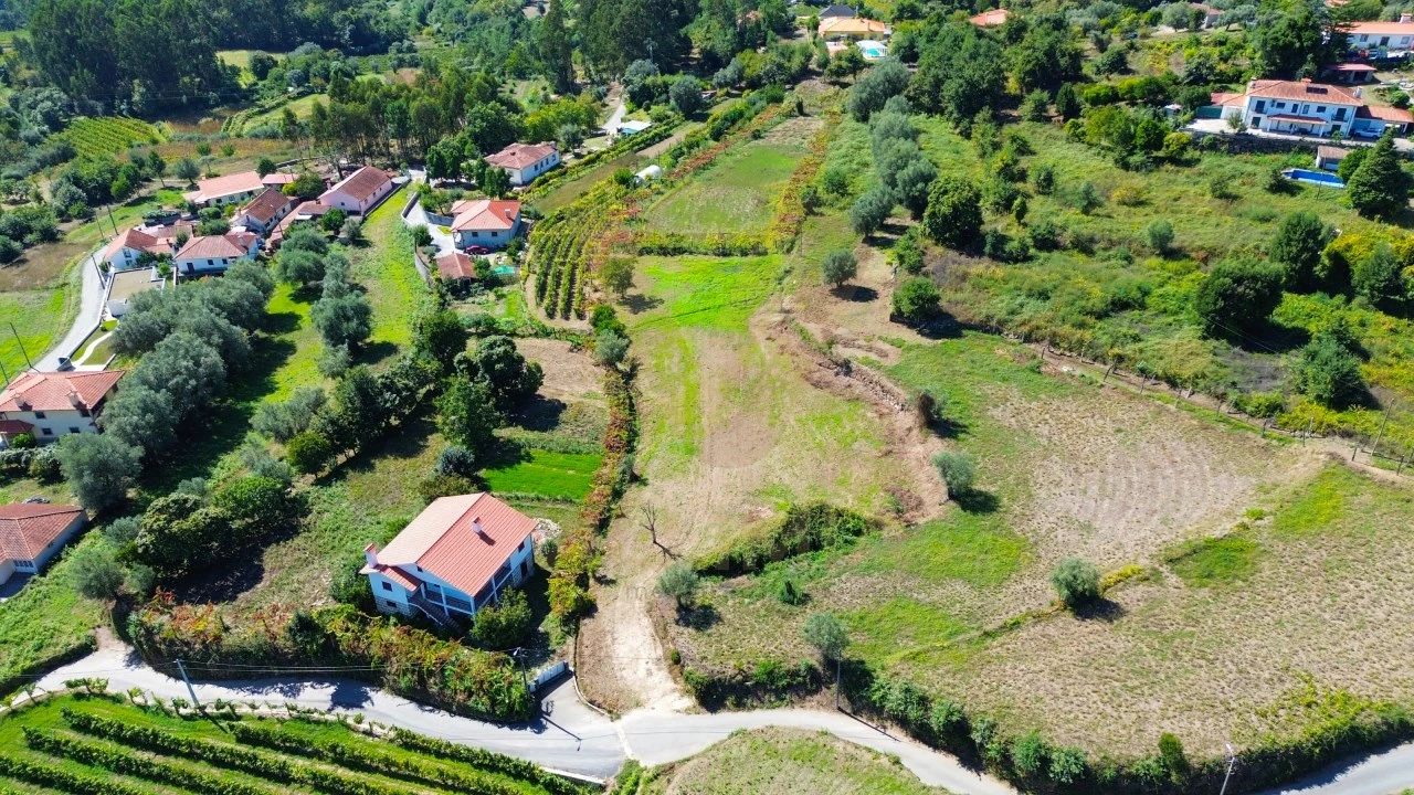 Terreno para Venda em Calheiros Foto 5
