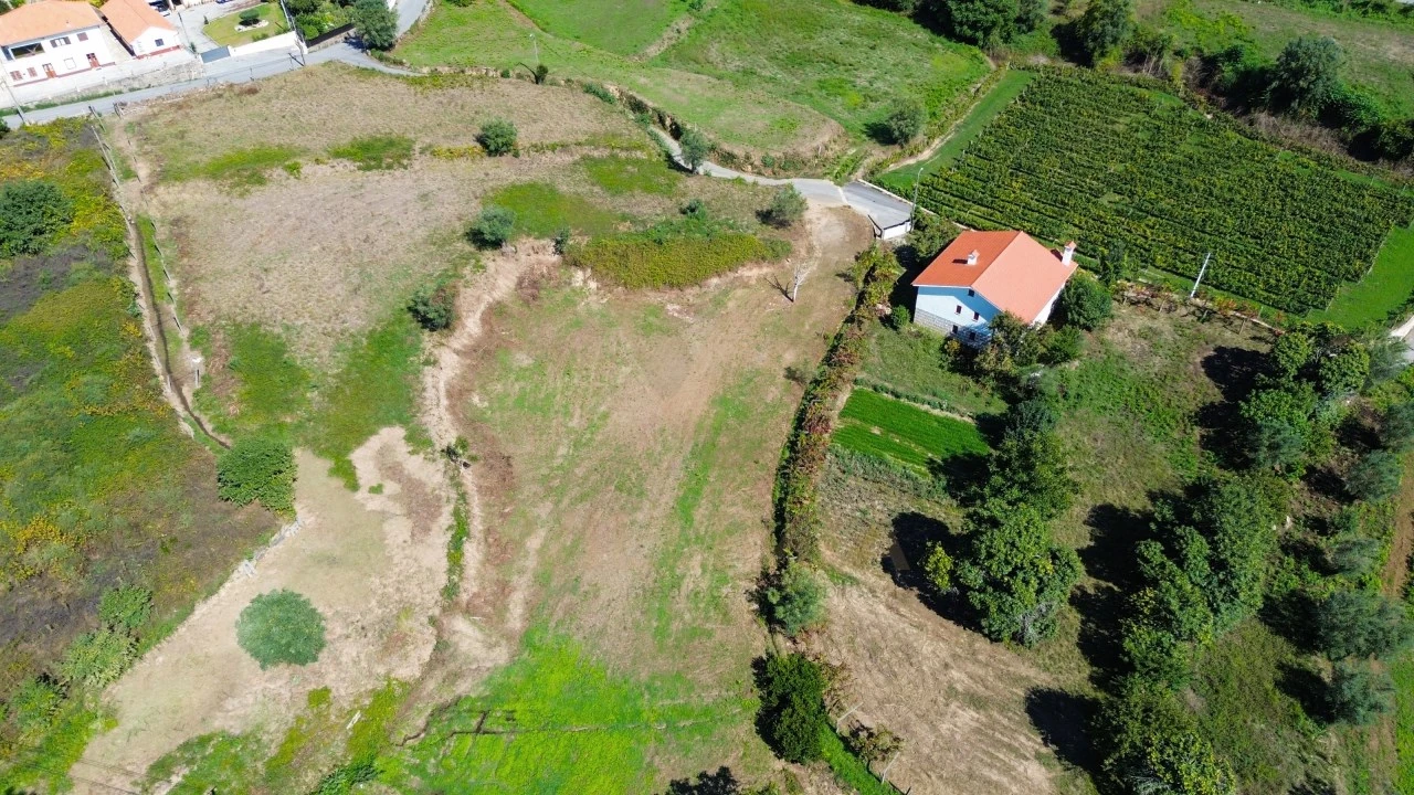 Terreno para Venda em Calheiros Foto 8