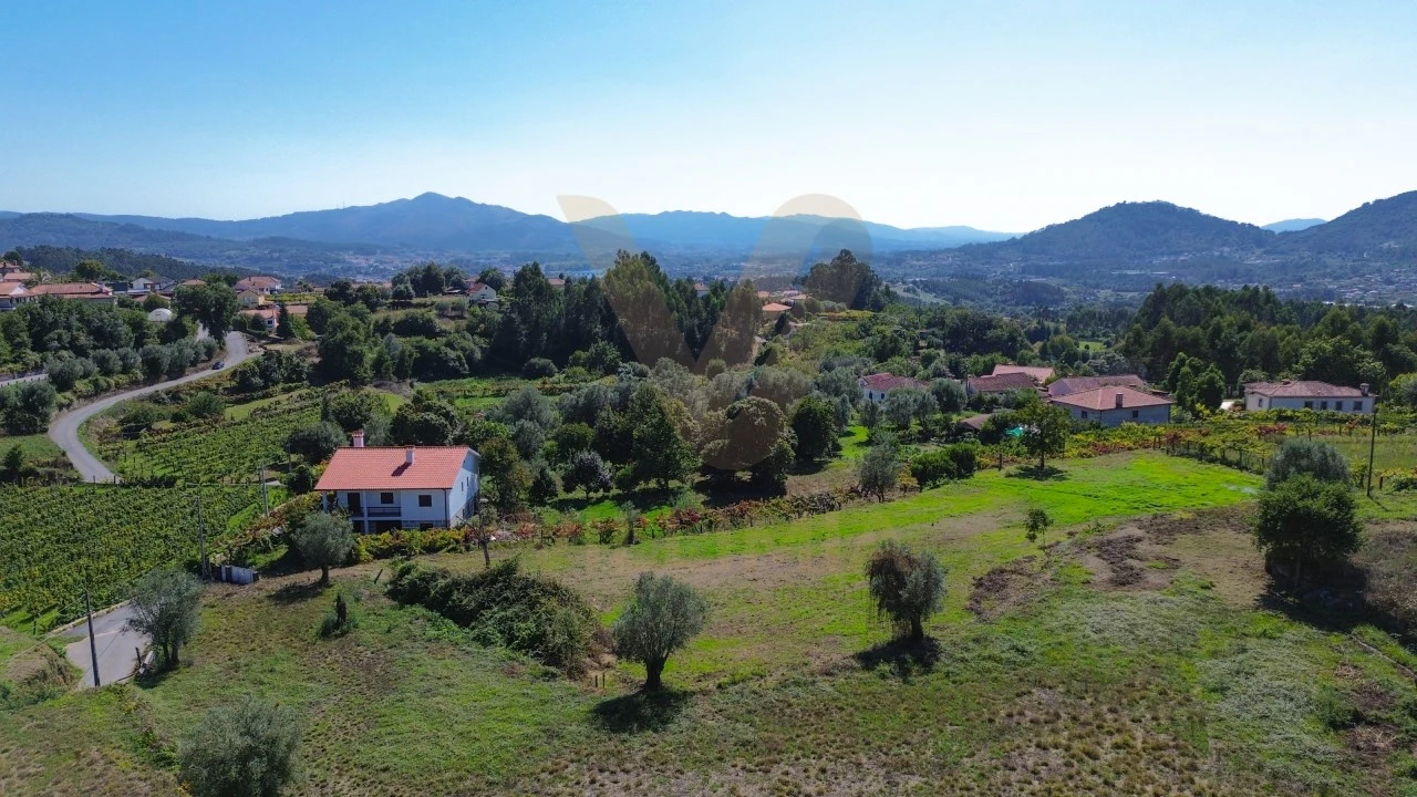 Terreno para Venda em Calheiros Foto 13
