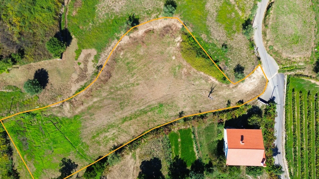 Terreno para Venda em Calheiros Foto 14