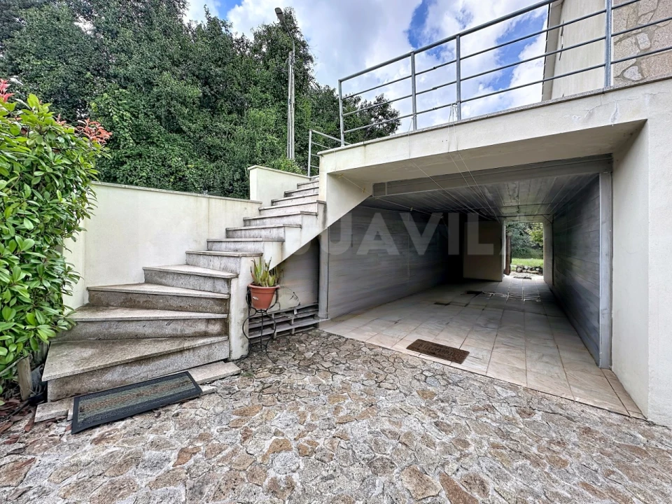 Moradia T6 para Venda em Gondarem Foto 37