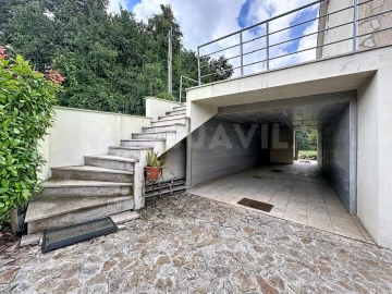 Moradia T6 para Venda em Gondarem