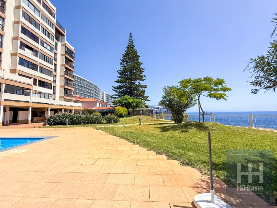 Apartamento T4 para Venda em São Martinho Foto 17