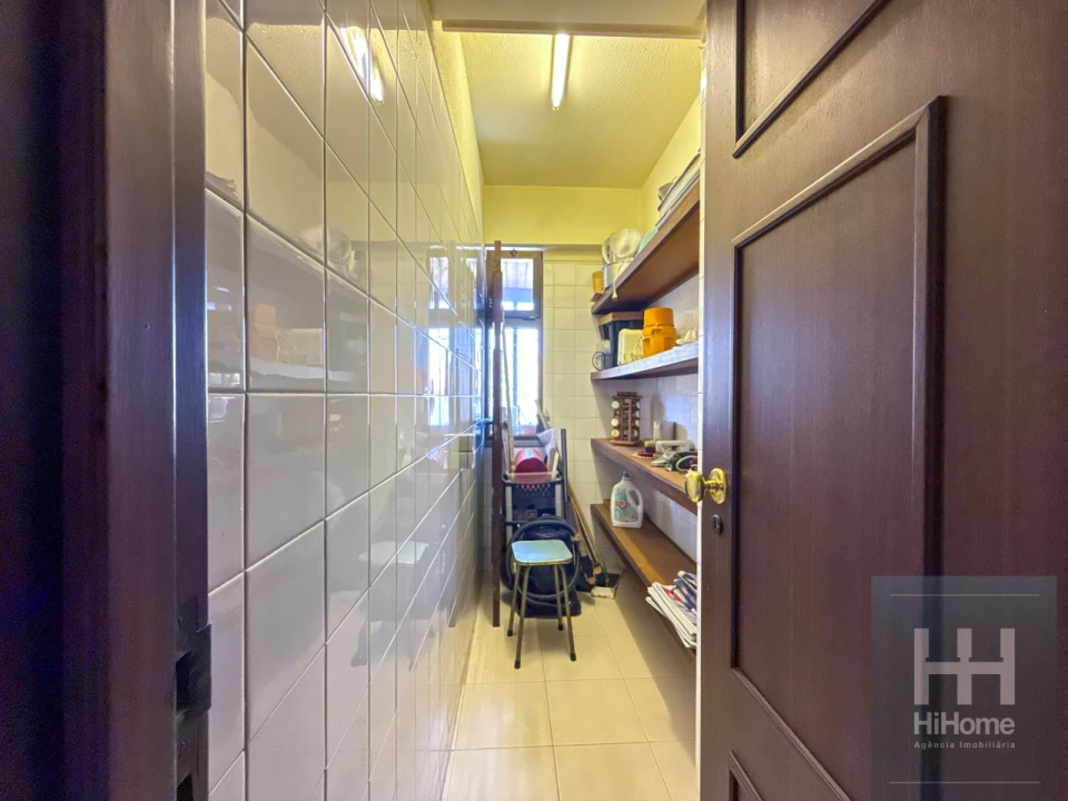 Apartamento T4 para Venda em São Martinho Foto 29