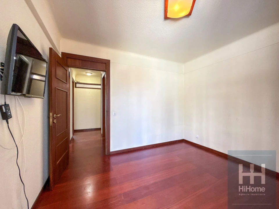 Apartamento T4 para Venda em São Martinho Foto 36