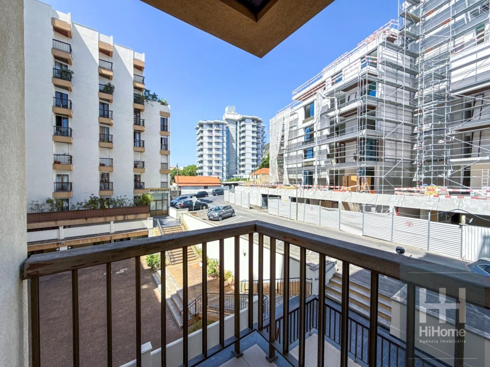 Apartamento T4 para Venda em São Martinho Foto 56