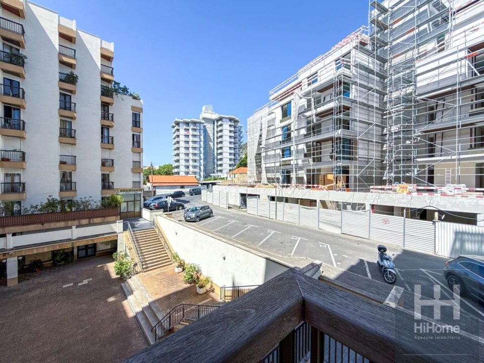 Apartamento T4 para Venda em São Martinho Foto 57