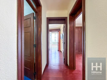 Apartamento T4 para Venda em São Martinho