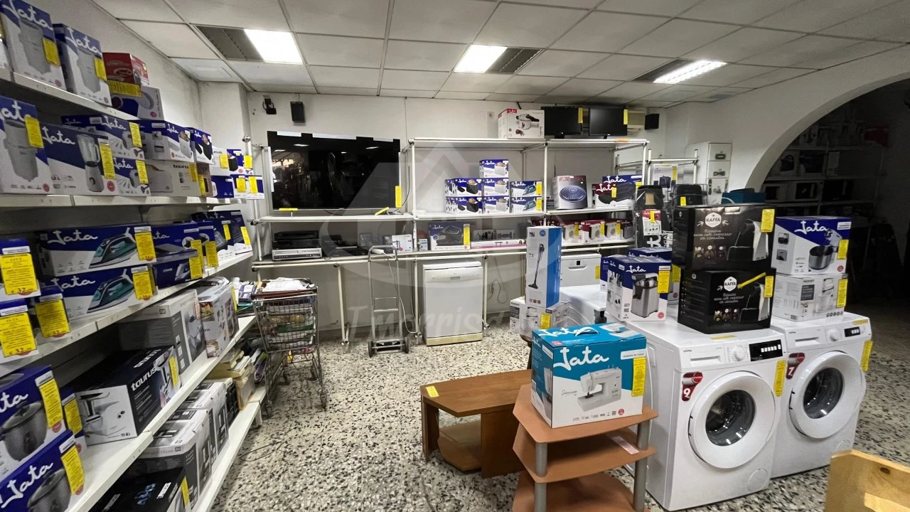 Loja para Cedência de Quotas em Póvoa de Santa Iria e Forte da Casa Foto 10