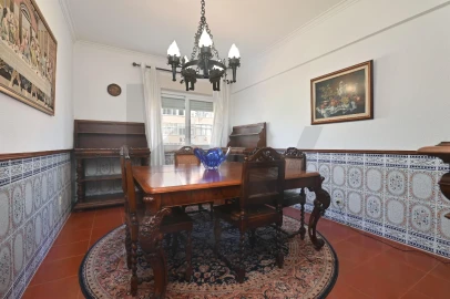 Apartamento T4 para Venda em Algueirão-Mem Martins