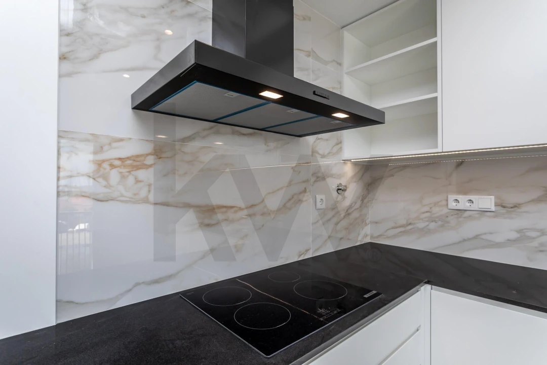 Apartamento T4 para Venda em Ramada e Caneças Foto 14