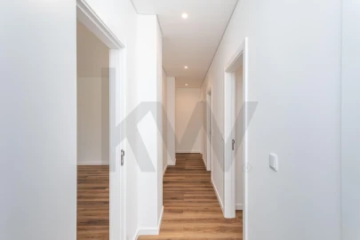 Apartamento T4 para Venda em Ramada e Caneças