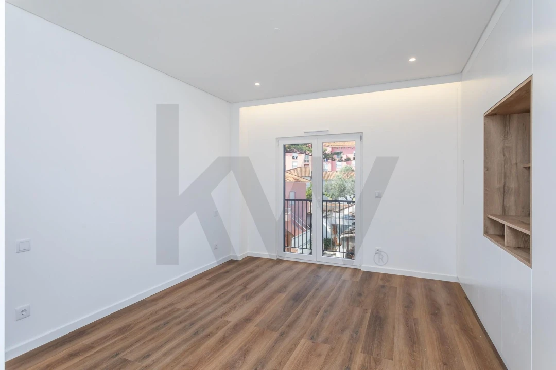Apartamento T4 para Venda em Ramada e Caneças Foto 28