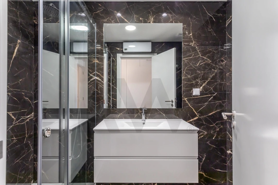 Apartamento T4 para Venda em Ramada e Caneças Foto 35