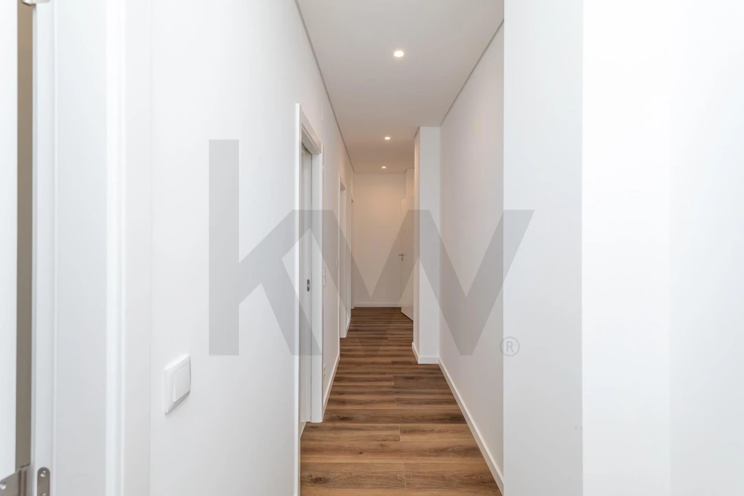 Apartamento T4 para Venda em Ramada e Caneças Foto 41
