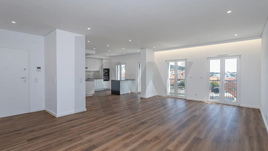 Apartamento T4 para Venda em Ramada e Caneças