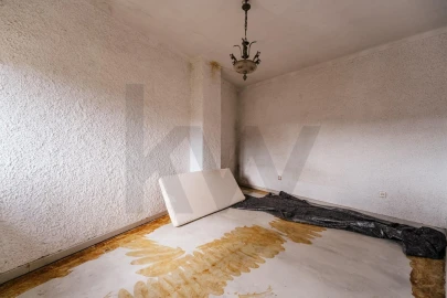 Moradia T2 para Venda em São Martinho do Bispo e Ribeira de Frades
