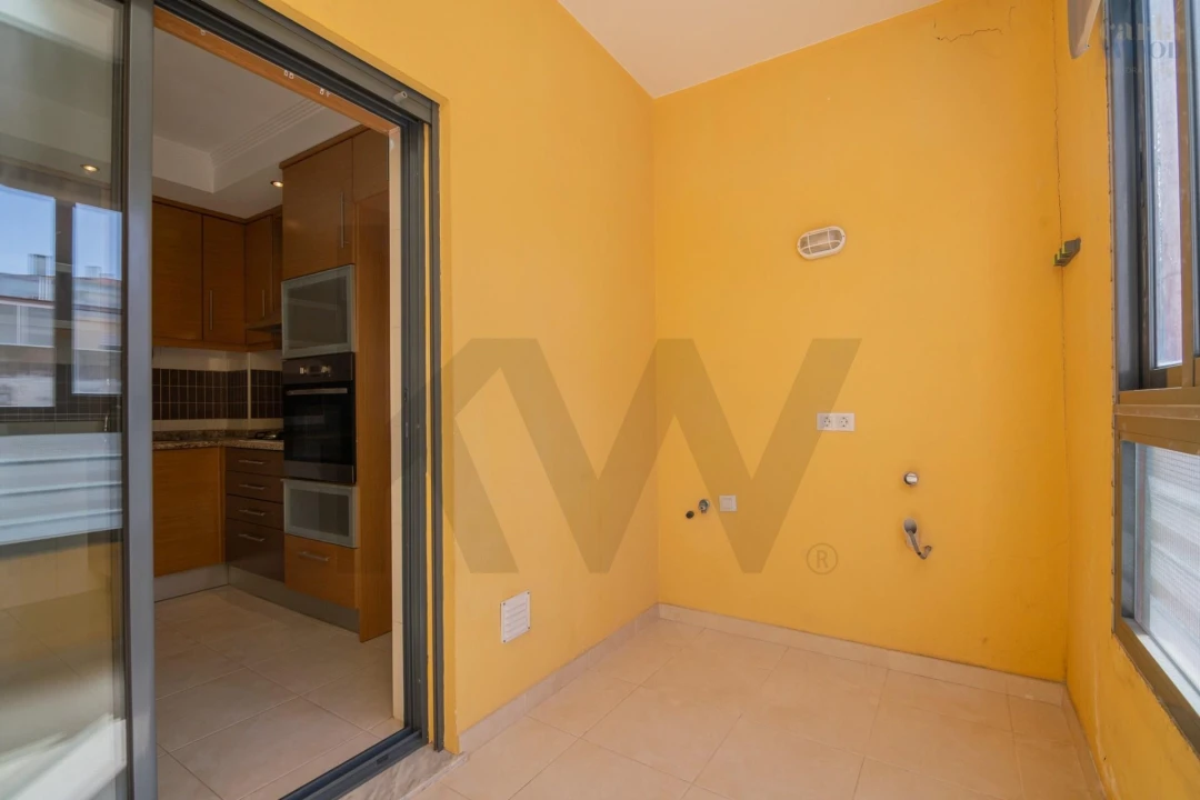 Apartamento T2 para Venda em Portimão Foto 45