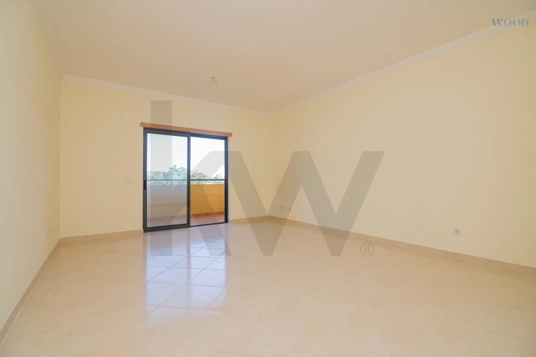 Apartamento T2 para Venda em Portimão Foto 9