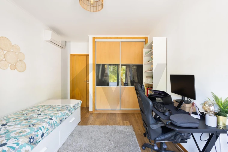 Apartamento T2 para Venda em São Domingos de Rana Foto 20