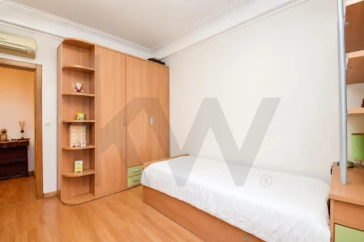 Apartamento T4 para Venda em Arroios